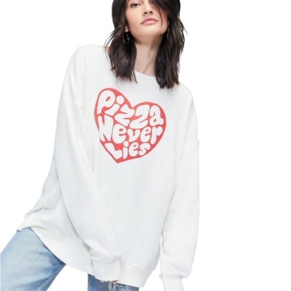 WILDFOX Pizza Never Lies Roadtrip Oversized Sweatshirt Women Size L NWT - Picture 5 of 16